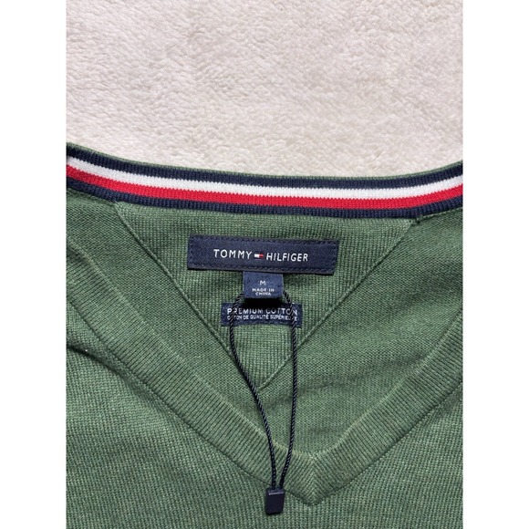 Tommy Hilfiger V Neck Premium Cotton Sweater Solid Green Men's Size Medium - Picture 4 of 7